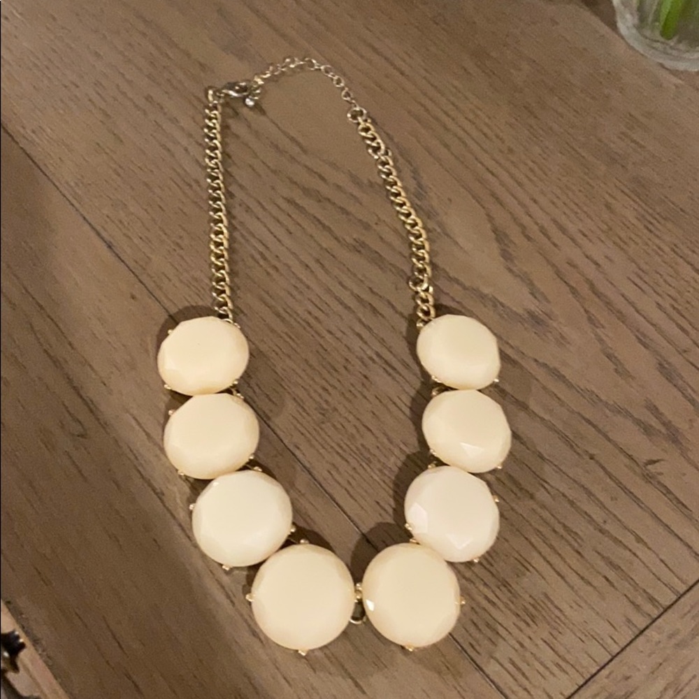 Women’s pendant necklace